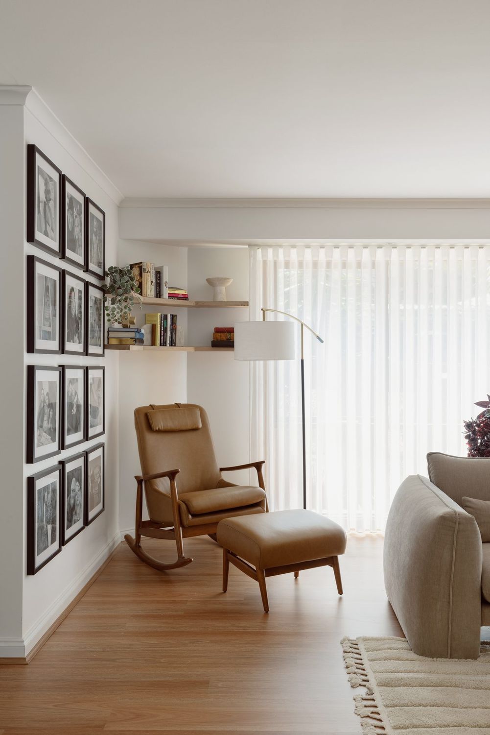 South Morang, furnished space